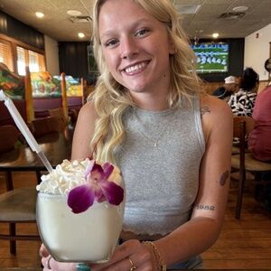 Meet your Posher, Kylee